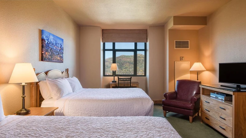 5e847b072b0f9 Steamboat Grand Queen Queen Hotel Room 2