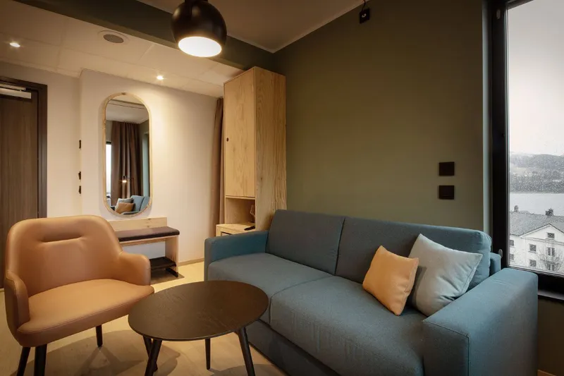 5f562d8393107 Scandic Voss Room Suite Master 4