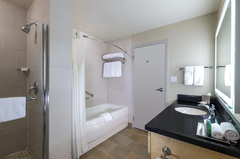 5f7487fe59997 Hilton Whistler Resort Glacier Suite Bathroom