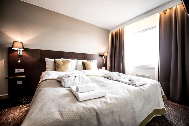 5fa90f96486a5 Riksgrnsen Hotel Suite 6