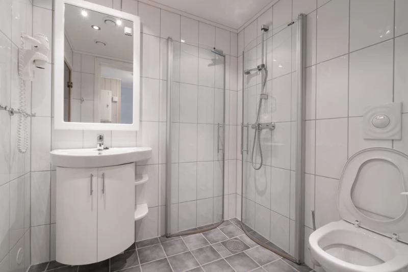 6001671dcc8a6 Nermo Hotel Three Bedroom Apartment Bathroom