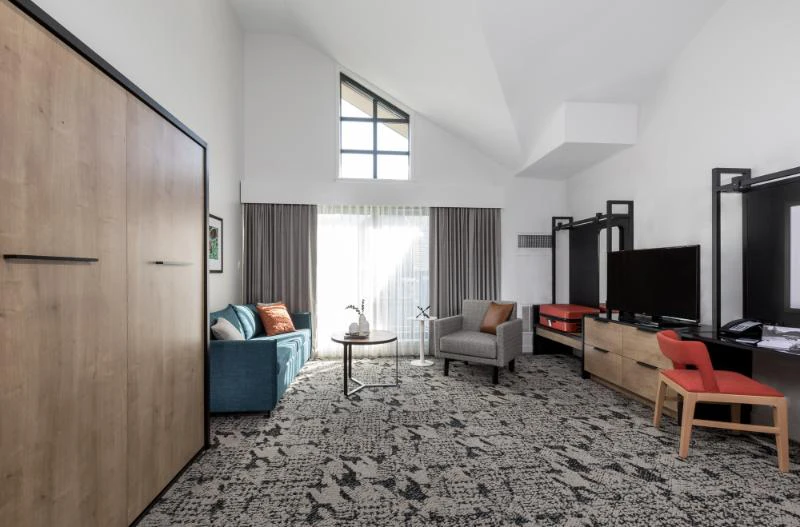 601a8521b5cc4 Loft Suite Master with Murphy