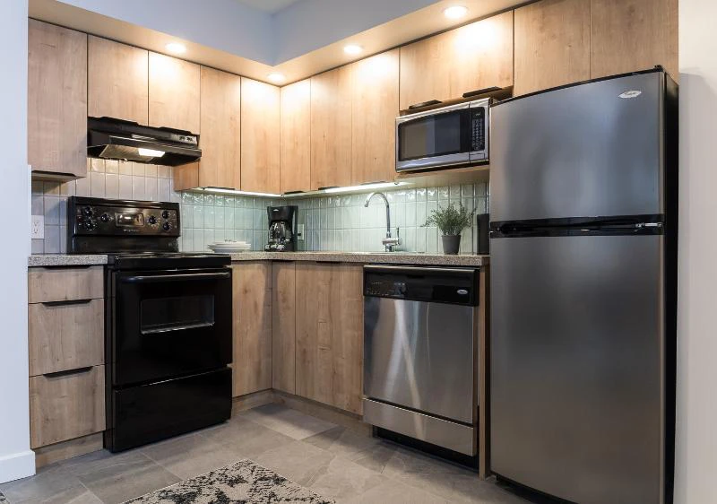 601a858b6010f One Bedroom Queen Kitchen