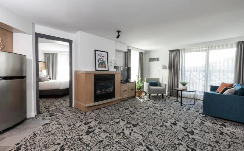 601a858bc23f6 One Bedroom Queen Suite Master