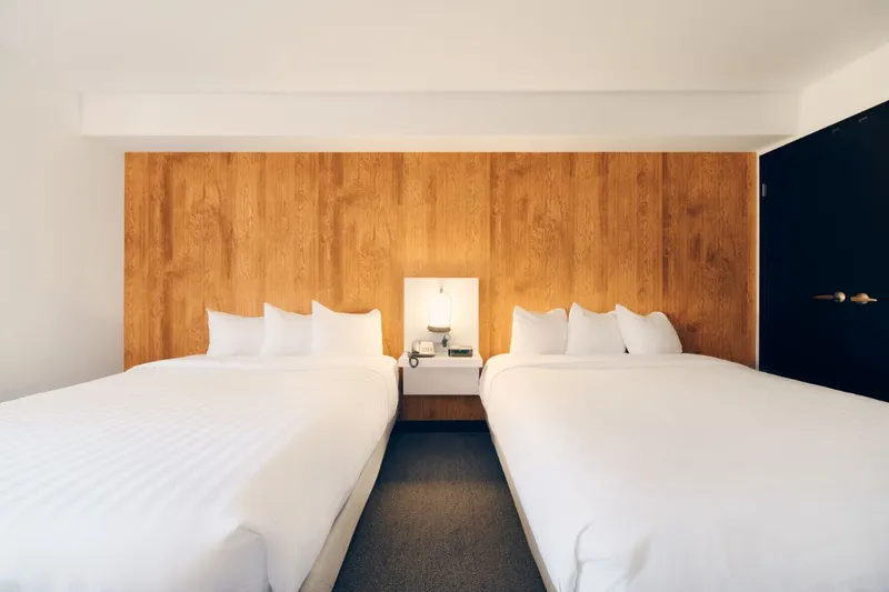 61e55c44708e6 Aava Whistler Deluxe Queen Queen 2