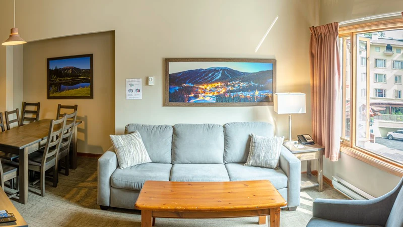 6266816524c02 Cahilty Hotel Suites 3 Bedroom Suite