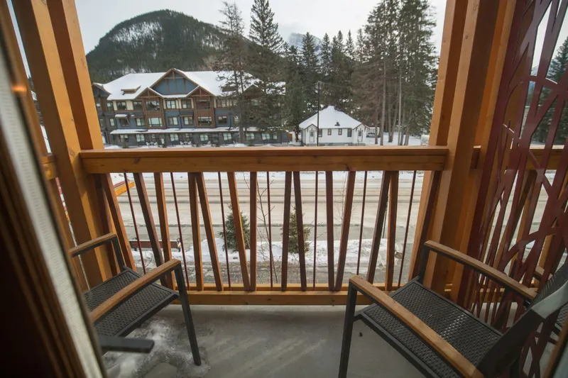 6284e0919bbd1 Moose Hotel and Suites Superior Hotel Room King Balcony