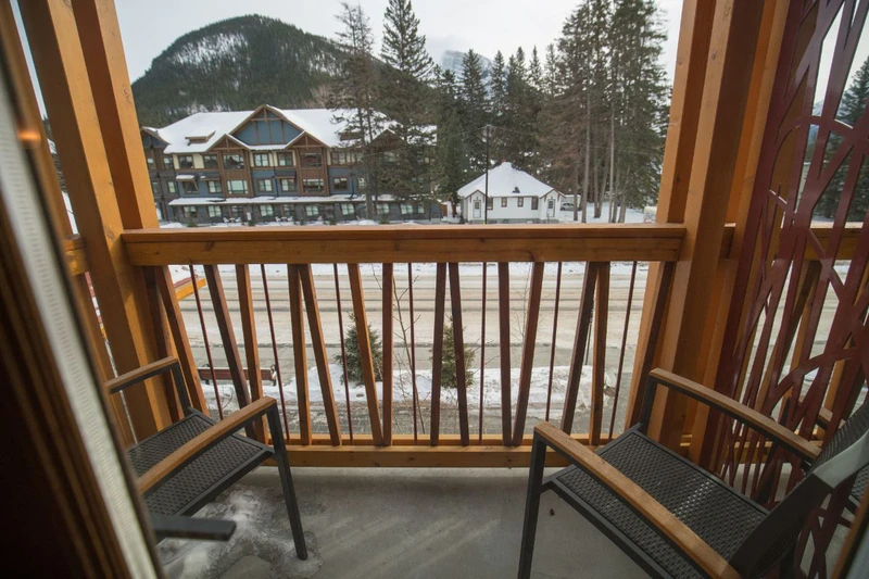 6284e0919bbd1 Moose Hotel and Suites Superior Hotel Room King Balcony