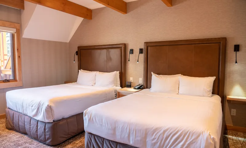 6284e294c2fbd Moose Hotel and Suites Rooftop Two Bedroom Suite Bedroom