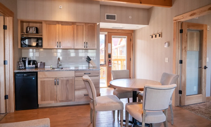 6284e2964b754 Moose Hotel and Suites Rooftop Two Bedroom Suite