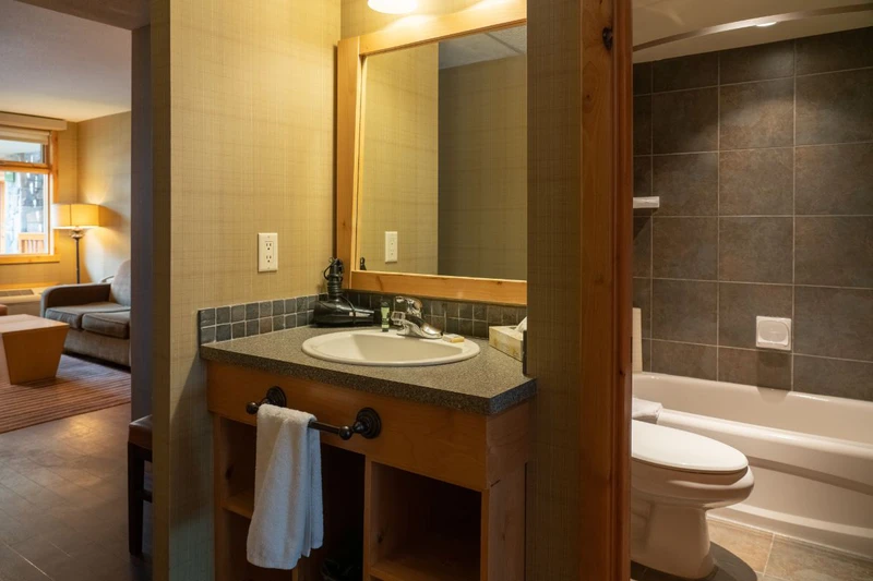 62864225d1d99 The Fox Hotel and Suites Superior Two Bedroom Suite Bathroom