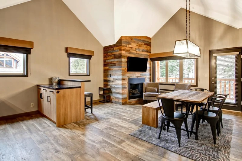 62aaf3dfe8d14 Canalta Lodge Double Queen with Bunk Beds Loft Room Living Area