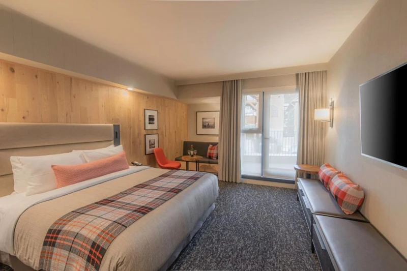 62bd6f627d082 The Peaks Hotel and Suites Junior Studio King