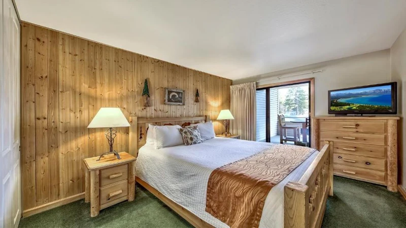 62cbf0c05e549 Lakeland Village One Bedroom Suite