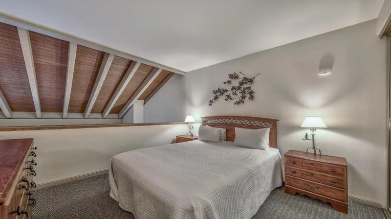 62cbf129b7f4c Lakeland Village One bedroom Suite with Loft Loft