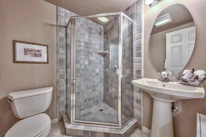 62cbf1f9140c3 Lakeland Village Lakeview Townhome Bathroom