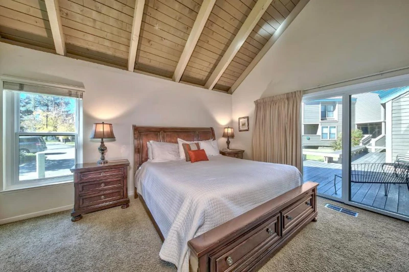 62cbf1fa7c73c Lakeland Village Lakeview Townhome