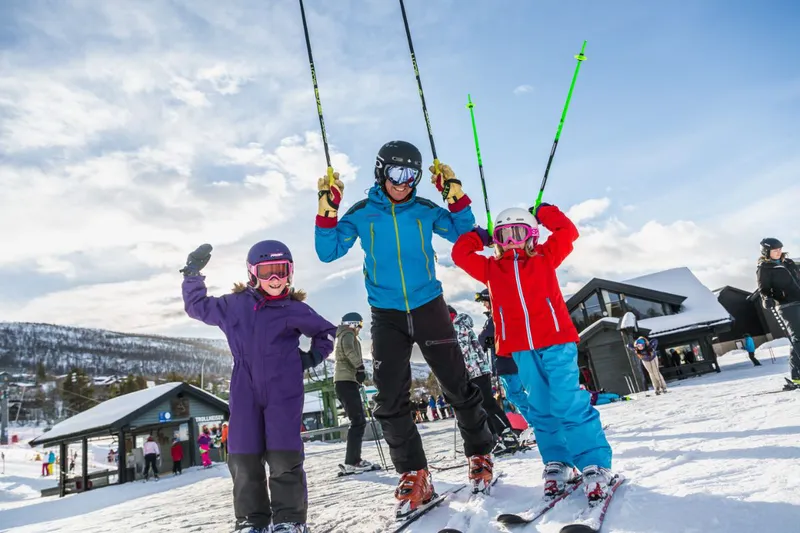 Young family at the base of the Geilo slopes © Paul Lockhart