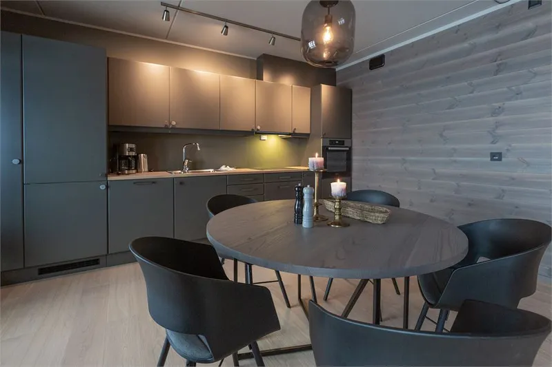 6357c67d57551 Riddertunet Three bedroom apartment Dining area