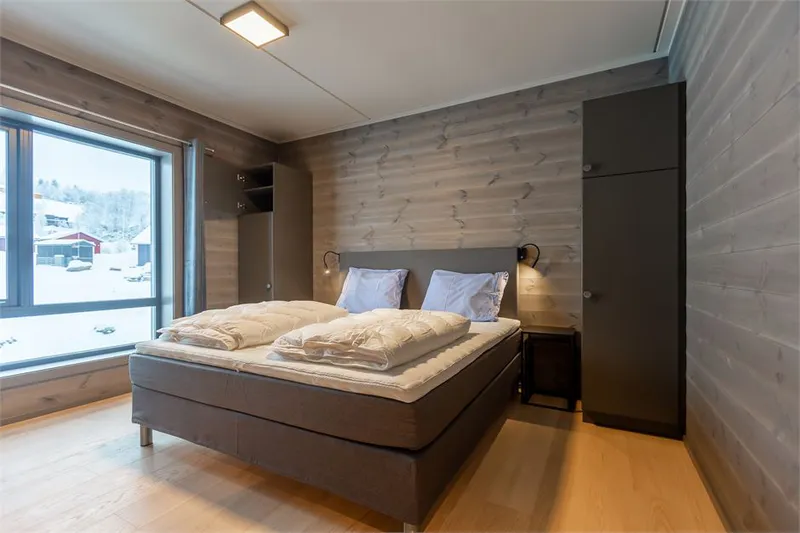 6357c67e13f31 Riddertunet Three bedroom apartment Queen room