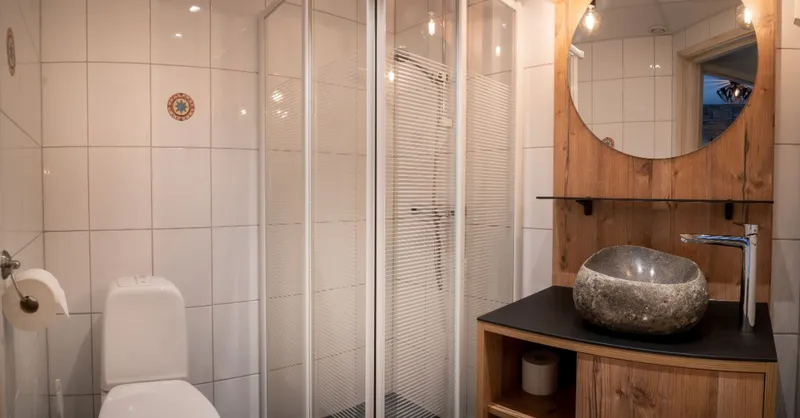 6359232f531f9 Gjestegaarden Bathroom