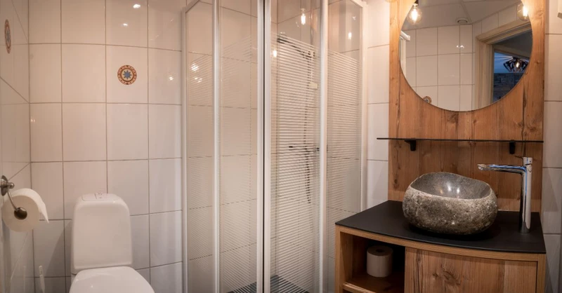 6359232f531f9 Gjestegaarden Bathroom