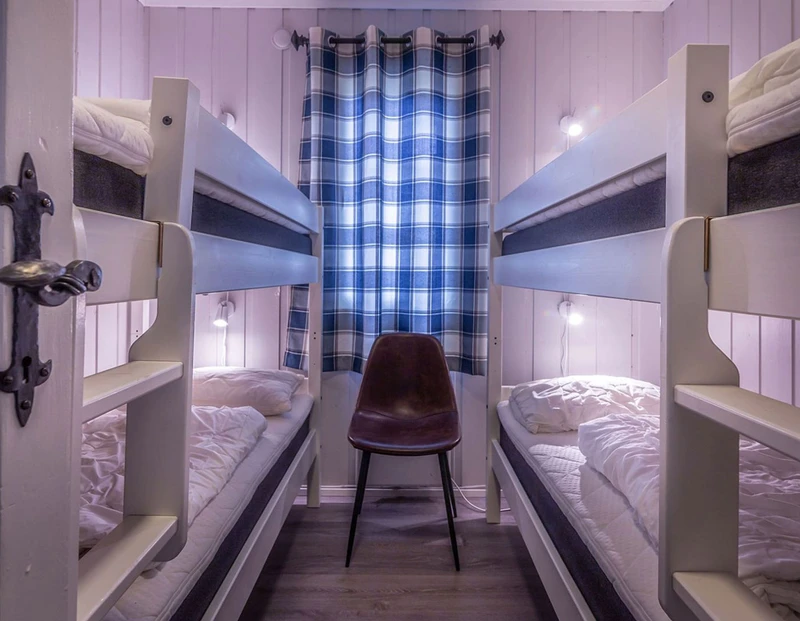 636b9c49a3f01 Hovi Cabins Bunk bedroom