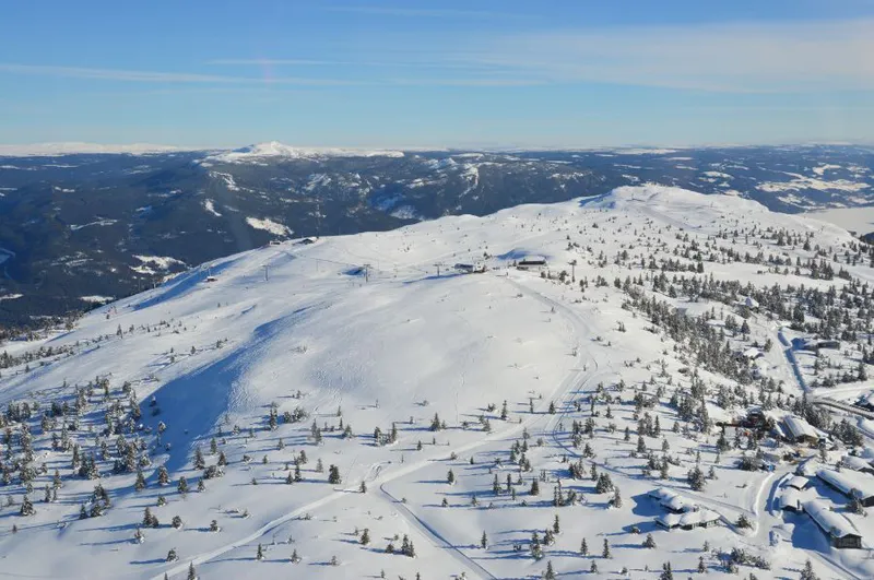 636cdd6007d81 Kvitfjell Toppen