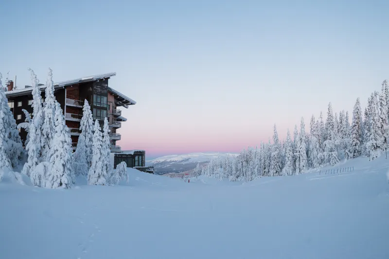 63cabfe5005cd Copperhill Mountain Lodge at Dusk