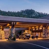 644104499293f Everline Resort and Spa Porte Cochere