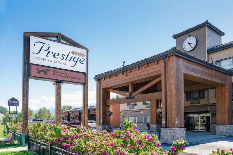 Prestige Inn - Exterior