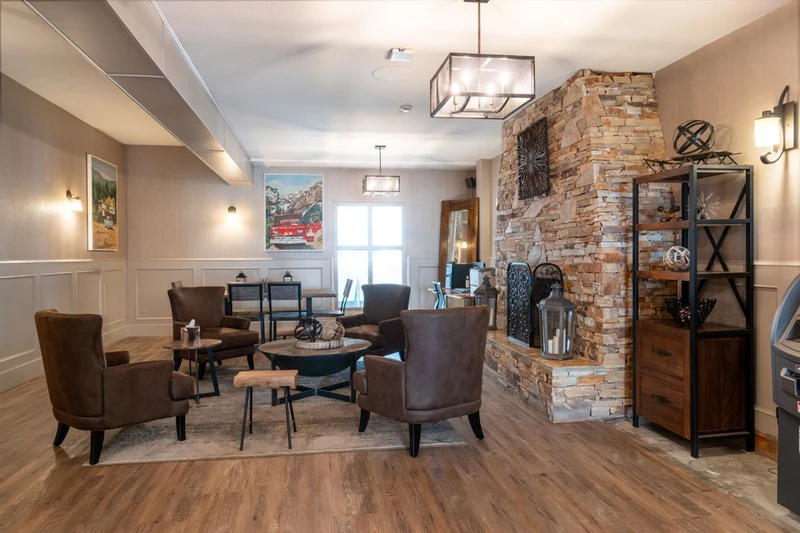 64410ab8376c5 Prestige Inn Lobby