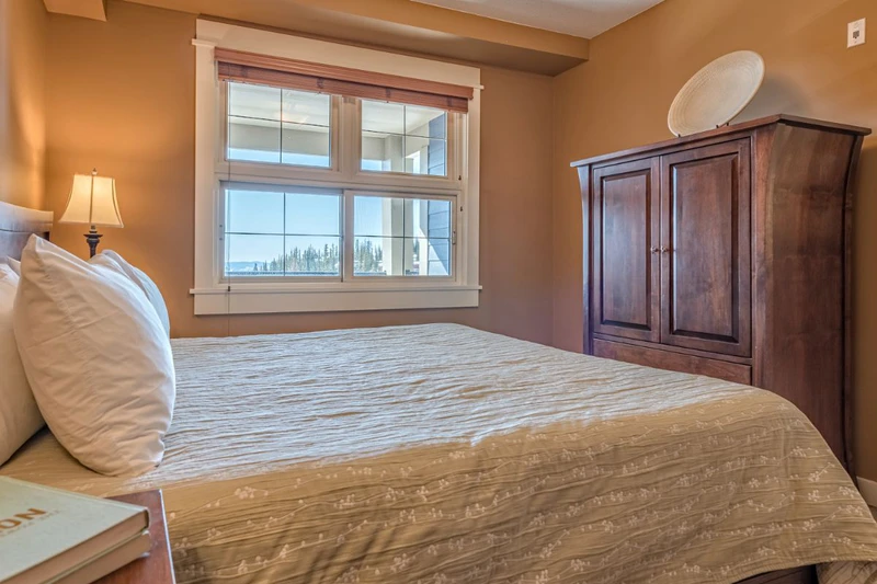 649d4b9919c61 Snowbird Lodge Three Bedroom Executive Second Bedroom