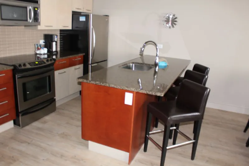 649eae0ebc815 Firelight Lodge One Bedroom Premium Kitchen