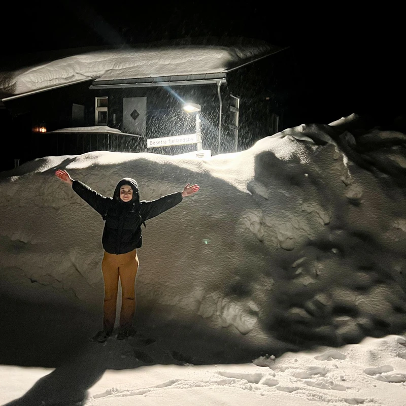 64a2dddf8bca2 Snowbanks Bigger than Zara in Norefjell