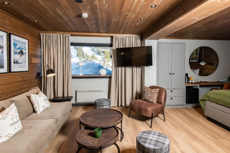 64be5aad7816f Gaustablikk Fjellresort Junior Suite Seating Area