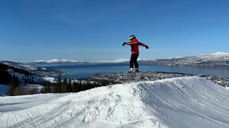 64d24960361e44th Rebecca Bradford Narvik Apr 23