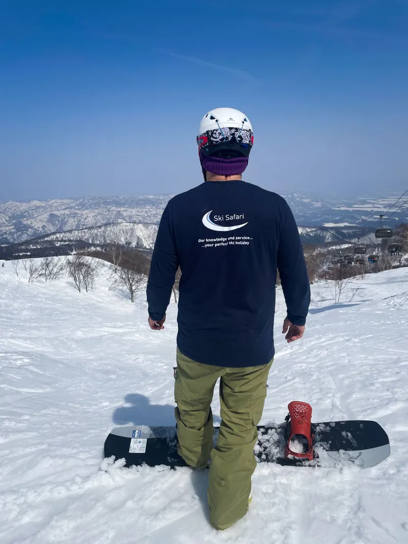 64de2f04d8911 Andy Knights on the slopes of Nozawa Onsen
