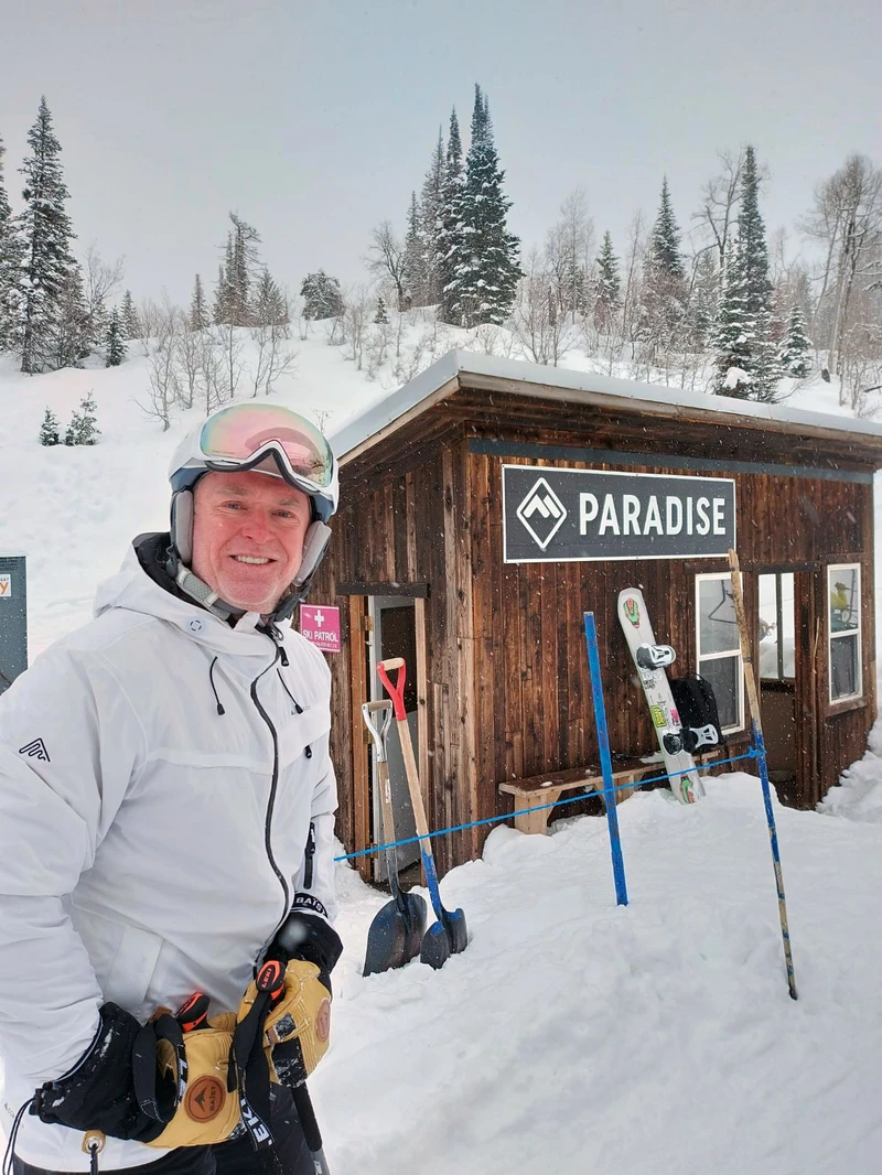 650300c66e2a7 Steve in Paradise