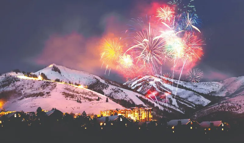 New Year's Eve Fireworks in Park City, USA © Andy Wright