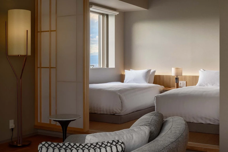6544f5dd59d3d Fenix Furano 3 Bedroom Premier Apartment Twin Room