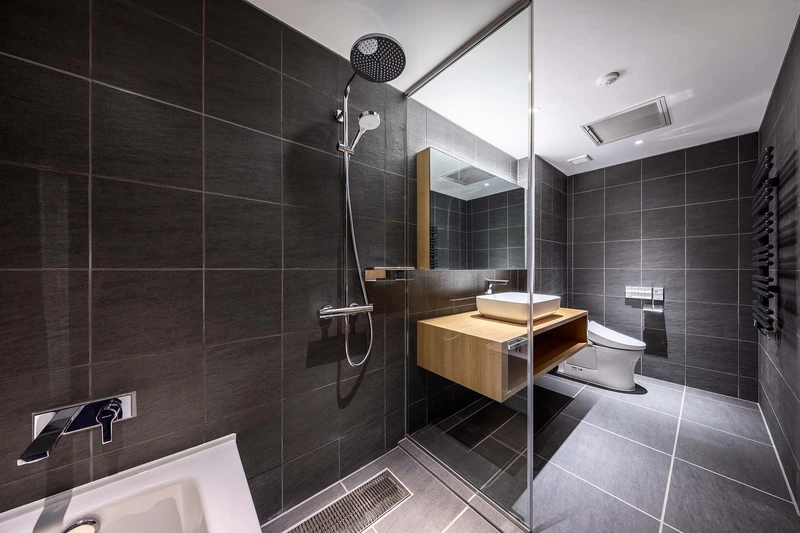 6544fe860b935 Fenix Furano 3 Bedroom Premium Penthouse Bathroom 1