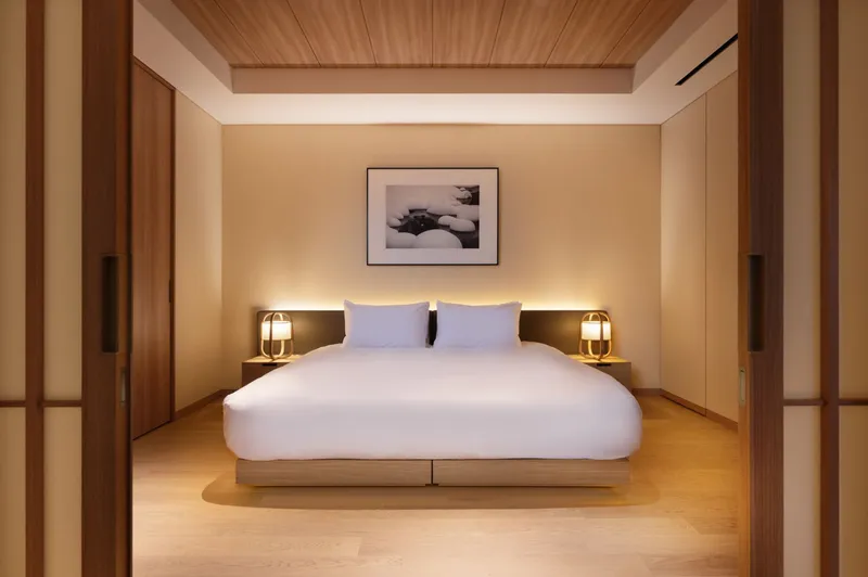 6548d3d822114 Setsu Niseko Two Bedroom Suite Second Bedroom