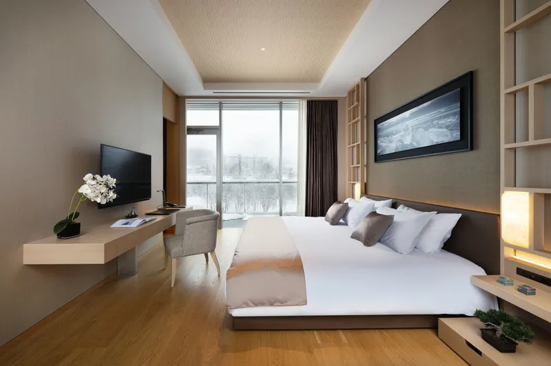 6548de75bfae5 Setsu Niseko Four Bedroom Penthouse Bedroom