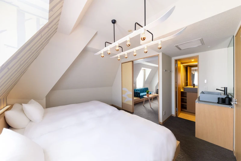 65492572bdf24 The Happo Family Room Beds