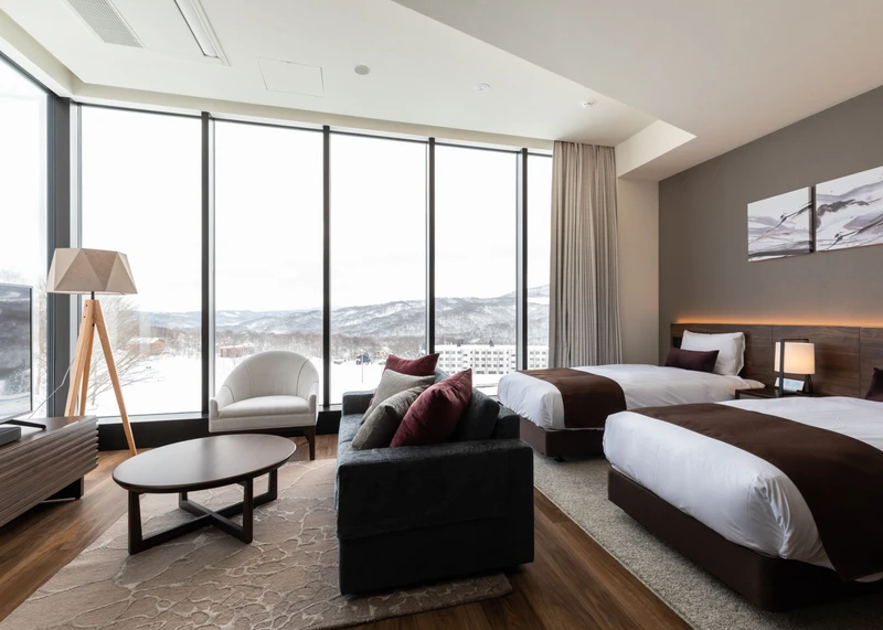 654b88eb96912 The Vale Rusutsu 1 Bedroom Suite Twin Beds Living Area