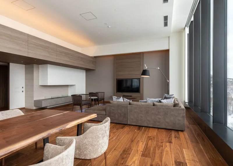 654b8f788b451 The Vale Rusutsu 4 Bedroom Panorama Penthouse Living Area