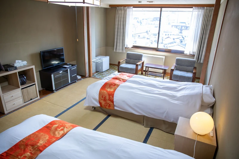 654d0279845f6041 A6657 1