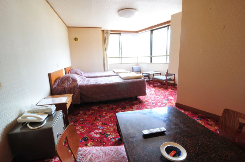 654d0562ecced VHS STR 4