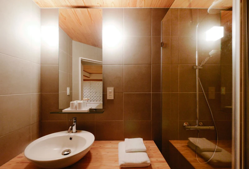 654e420e95c0c Kawamotoya Japanese Studio Bathroom